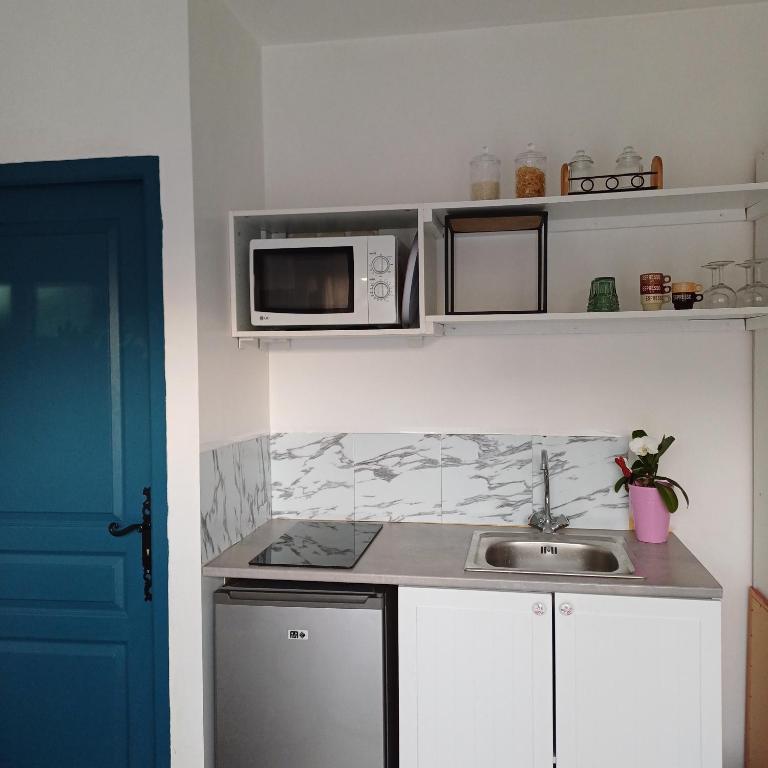 Studio cosy, terrasse, logement entier Aix-en-Provence dans maison - Appartement 1 Chambre - 24