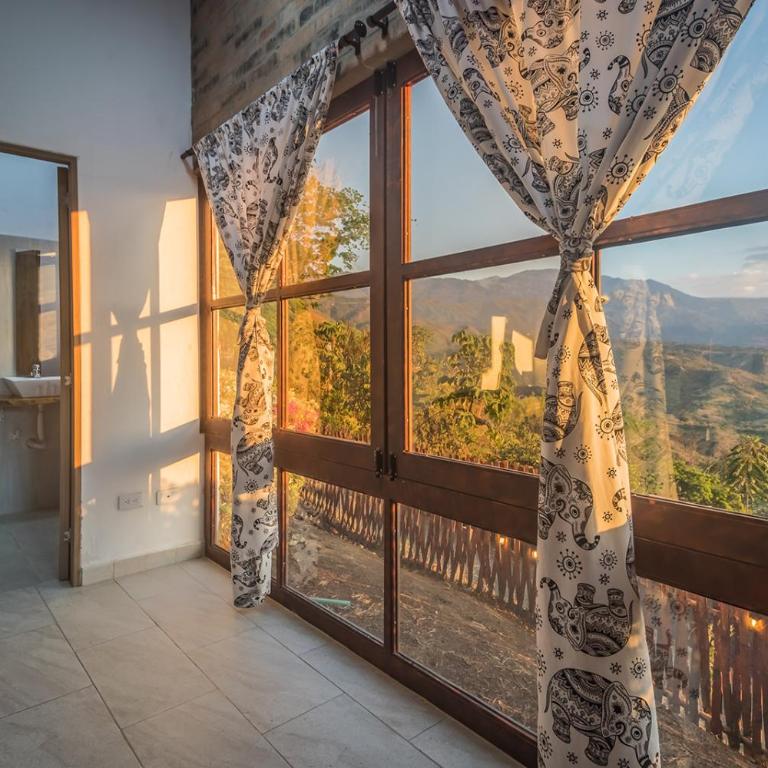 Monteclaro Campestre - En Sopetran - Casa - 12