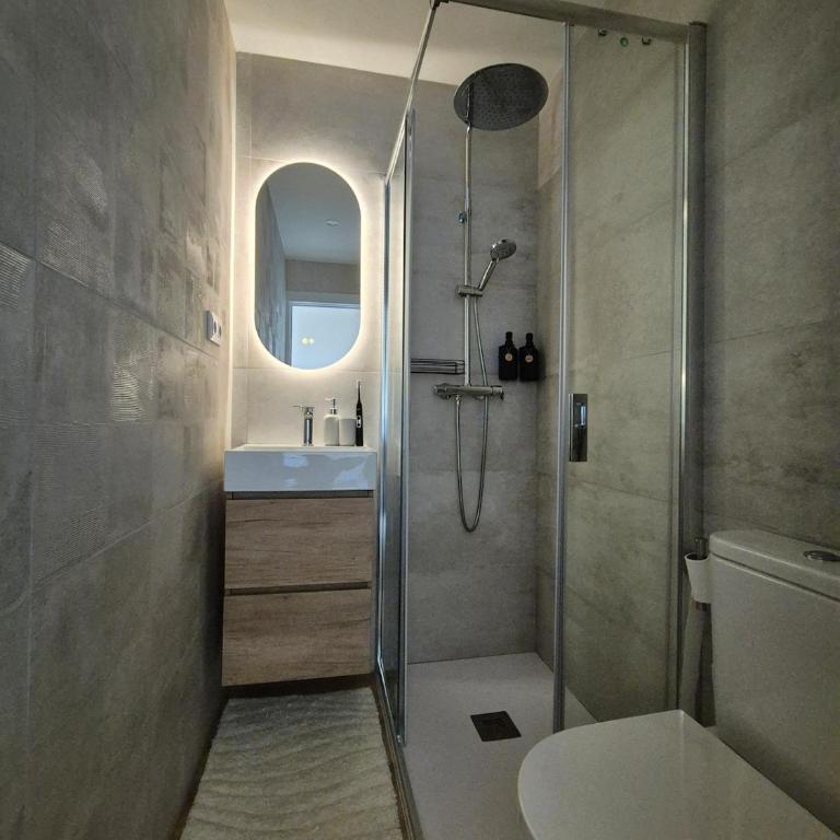 Cosy apartment Cala Canyelles with terrace & shared pool - Apartamento de 1 dormitorio - 15