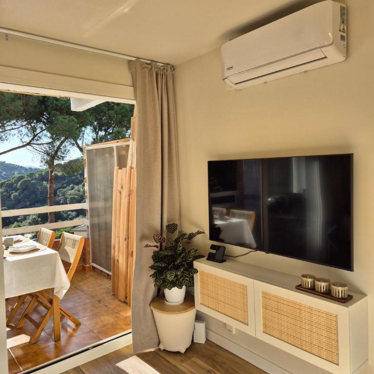 Cosy apartment Cala Canyelles with terrace & shared pool - Apartamento de 1 dormitorio - 18