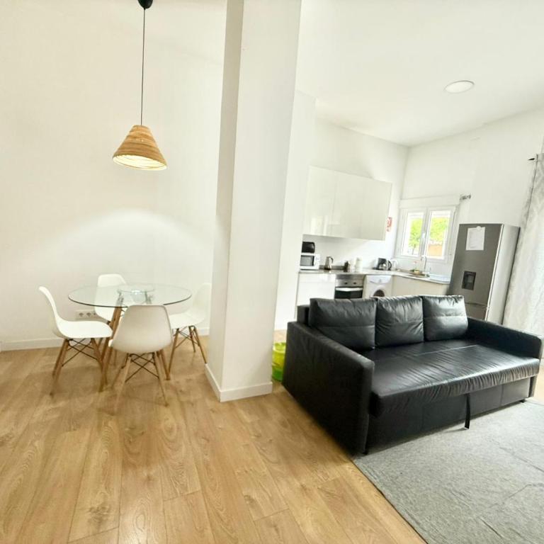Aluche Aparment B - Apartment - 4