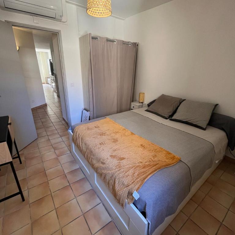Appartement rénové à 5min de la Comédie - Clim - 4 personnes - Apartment mit 1 Schlafzimmer - 2