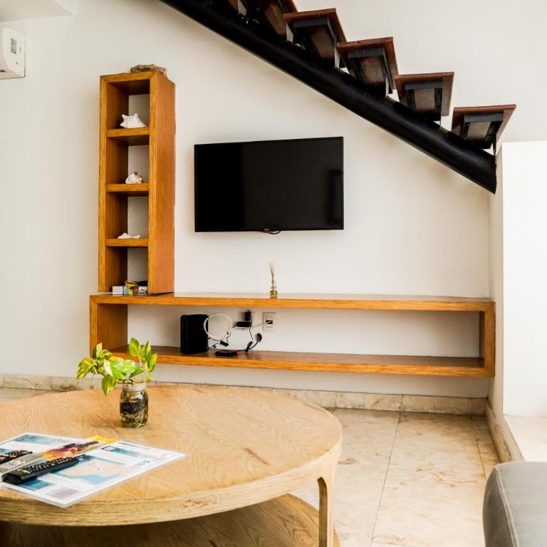 Penthouse terrace excellet WiFi Downtown - One-Bedroom Apartment - 16