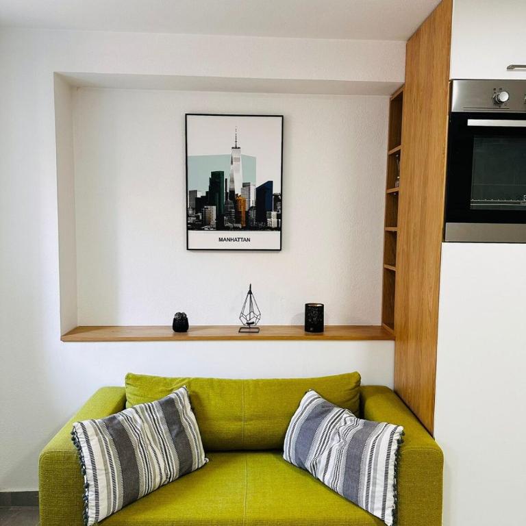 2 Charming Apartment in Kotor Old Town - One-Bedroom Apartment - 2