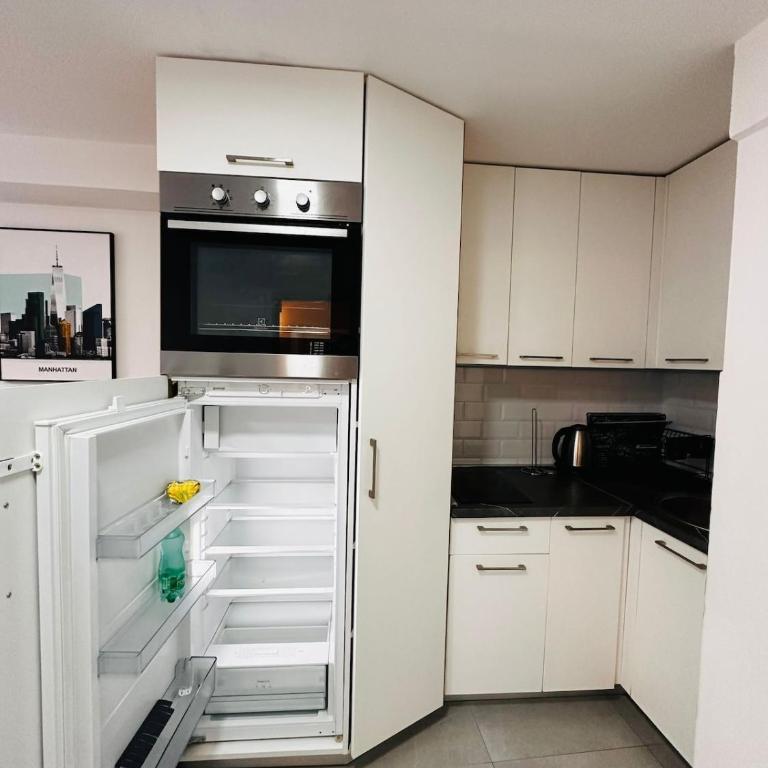 2 Charming Apartment in Kotor Old Town - One-Bedroom Apartment - 14
