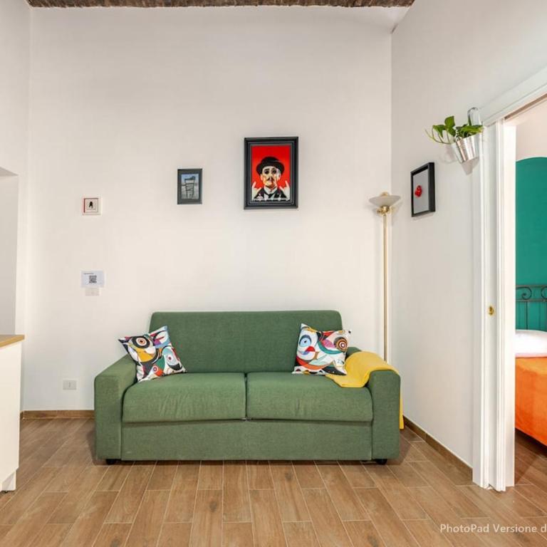 Bernadette Boutique - One-Bedroom Apartment - 26