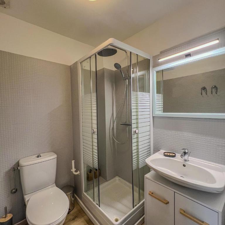 Studio Vue Mer au coeur du Suquet - Studio - Vue sur Mer - 13