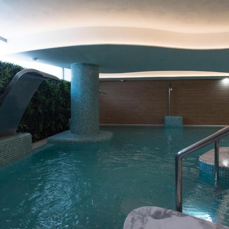 Split-level apartment with spa & private rooftop - Two-Bedroom Apartment with Terrace and Sea View - 21