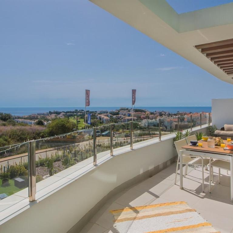 Split-level apartment with spa & private rooftop - Two-Bedroom Apartment with Terrace and Sea View - 45