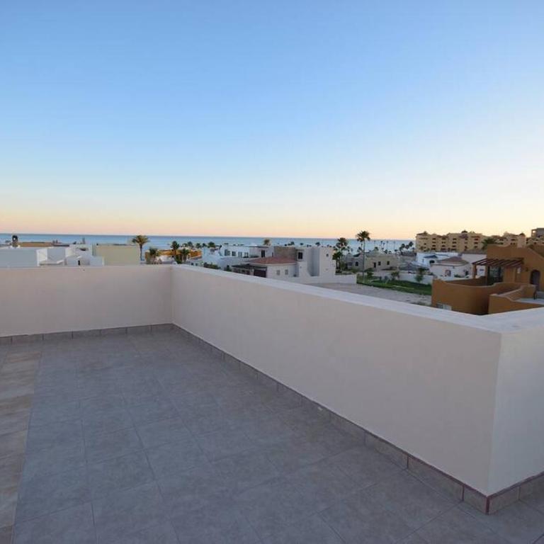 Great for Families 5 Bedroom on Sandy Beach - Casa - 22