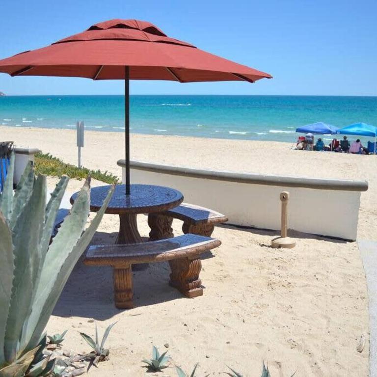 Perfect Beach Home with Style on Sandy Beach - Casa - 2