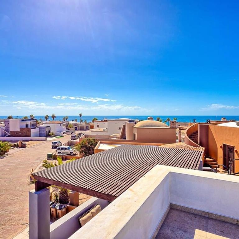 Perfect Beach Home with Style on Sandy Beach - Casa - 25