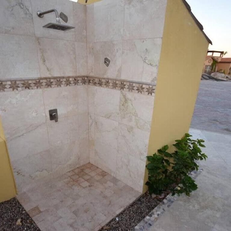 Perfect Beach Home with Style on Sandy Beach - Casa - 42