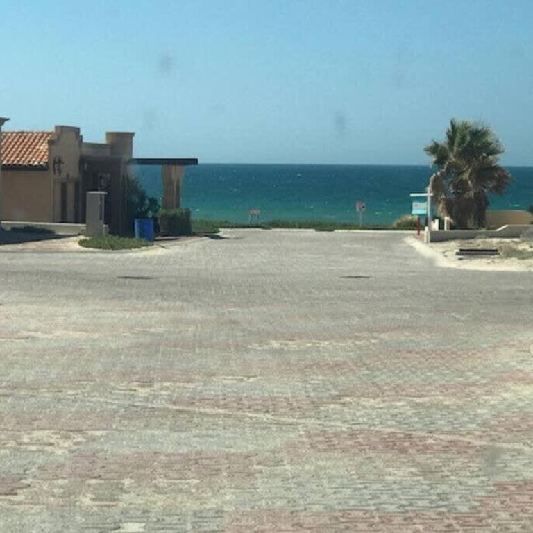 Perfect Beach Home with Style on Sandy Beach - Casa - 44
