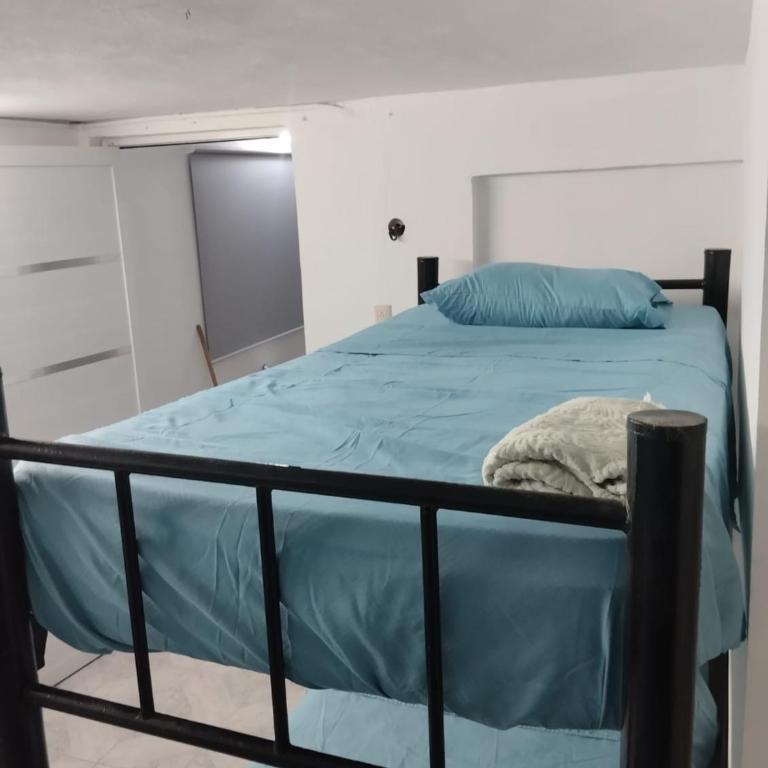 Casa León - Cama en habitación compartida con 4 camas - 2