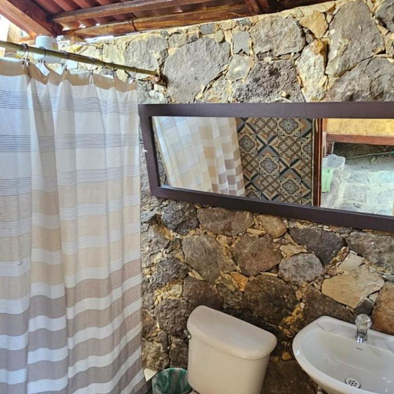 La Casa de Ruana - Habitación Doble con baño privado - 4