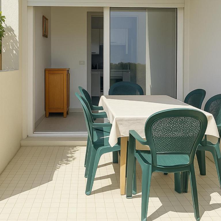 Studio Saint Cyprien à 50m de la plage - FR-1-732-6 - Apartment - 4