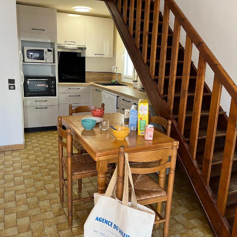 Villa Climatisée 6 Pers - Proche Port & Village - Parking Privé - FR-1-796-88 - Apartment - 10