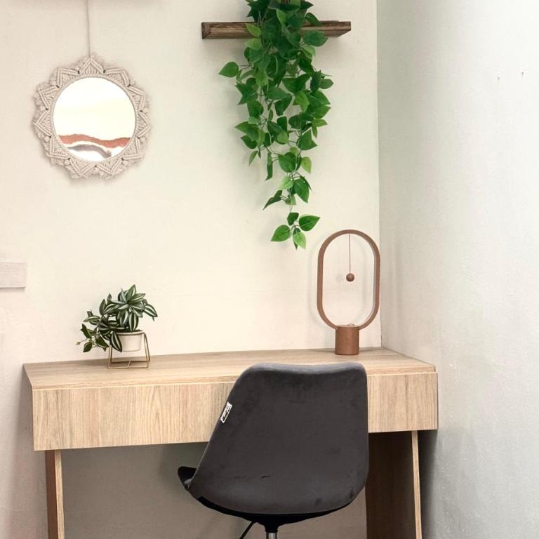 Apartamento muy cerca al parque - Three-Bedroom Apartment - 11
