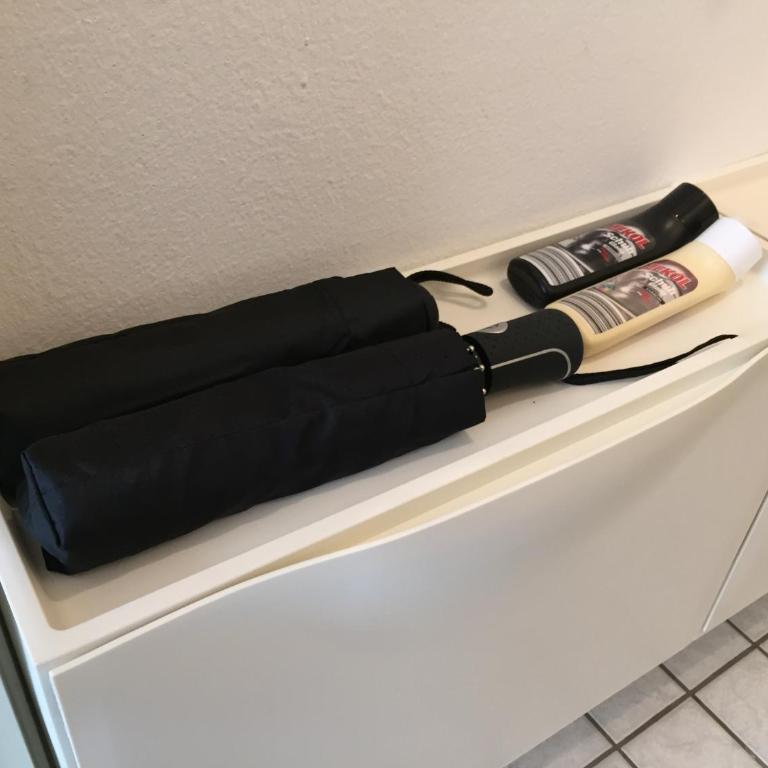 Quiet Oasis Universities/Arts District - Apartment - 17