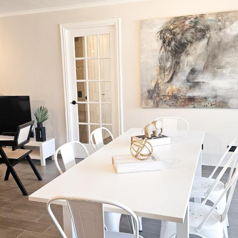 Diseño y confort en El Golf - Apartamento Deluxe de 3 dormitorios - 27