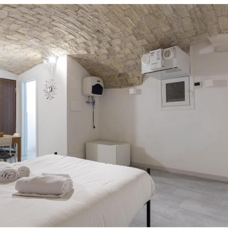 Paradise Vatican Home - Monolocale - 15
