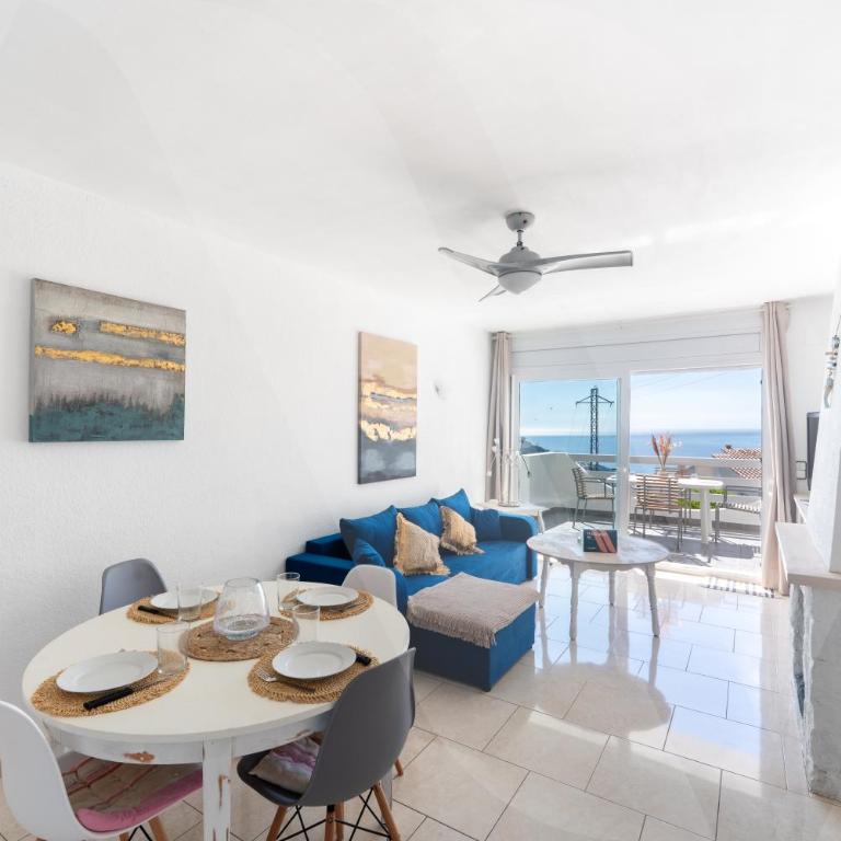 Bel Appartement avec Piscine Commune, Roses, Dulce vida 1 by Welhomy - Two-Bedroom Apartment - 8