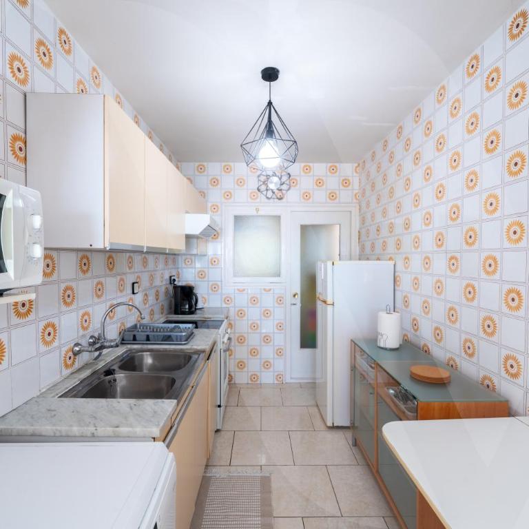 Bel Appartement avec Piscine Commune, Roses, Dulce vida 1 by Welhomy - Two-Bedroom Apartment - 10