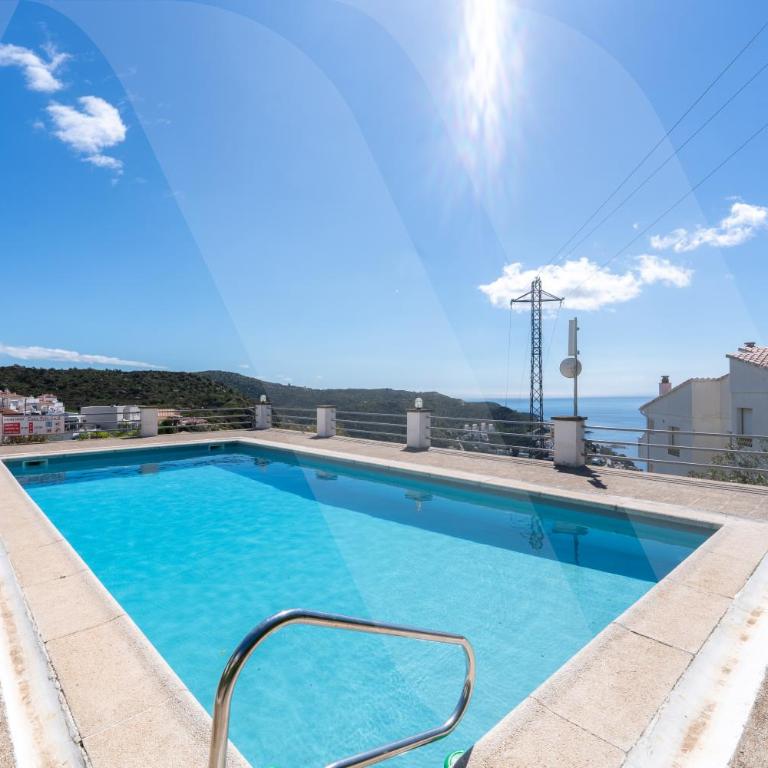 Bel Appartement avec Piscine Commune, Roses, Dulce vida 1 by Welhomy - Two-Bedroom Apartment - 3