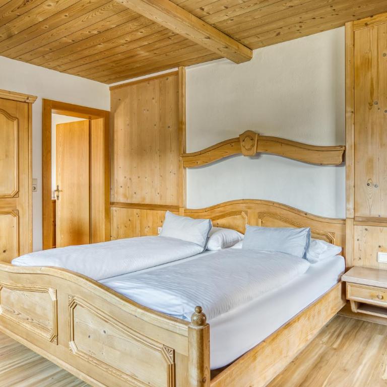 Boutiquehotel ZOMM - Culinary Hideaway - Apartment mit 1 Schlafzimmer, Kinderzimmer und Balkon - 8