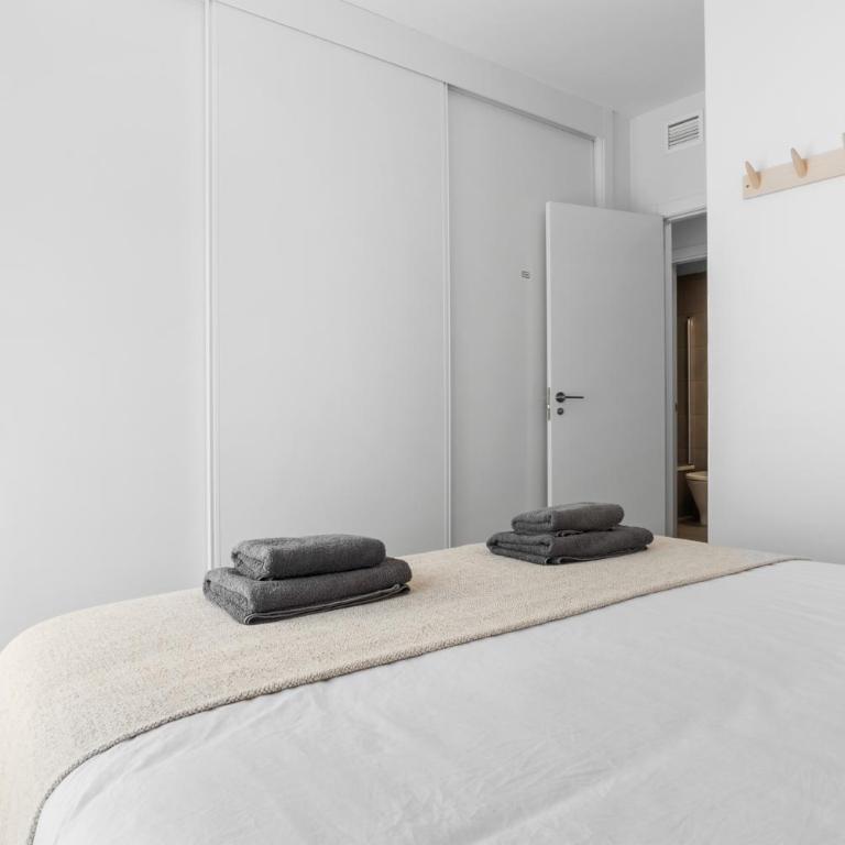 Luxury penthouse with beautiful rooftop at top location - Two-Bedroom Apartment - 17