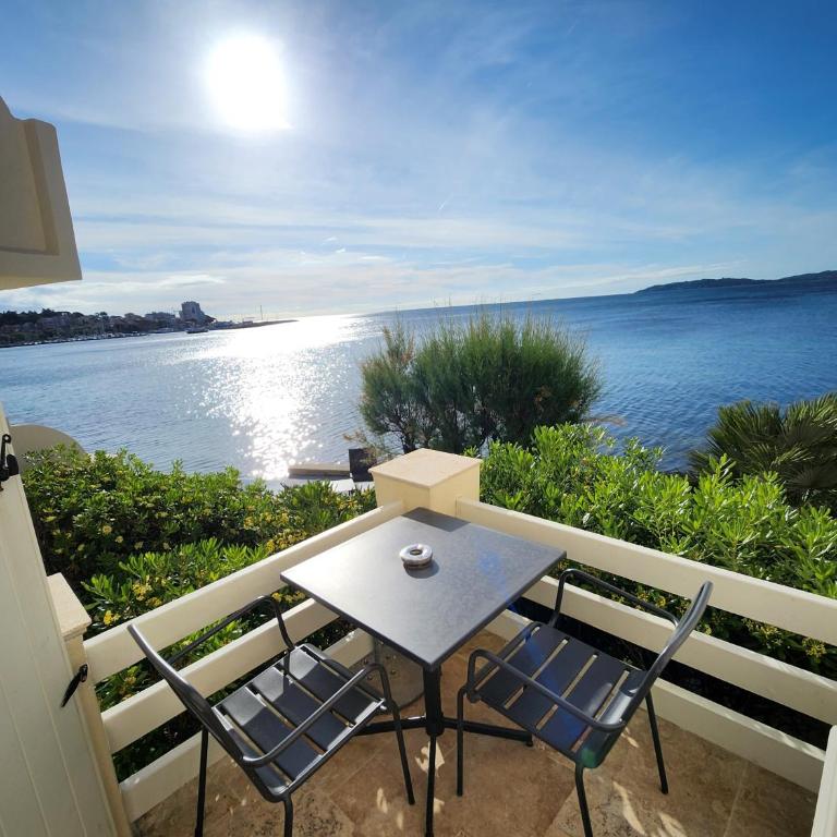 La Belle Aurore - Chambre de Luxe avec Balcon et Vue sur la Mer - 3