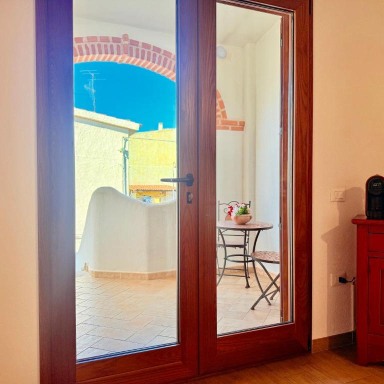 Giove Rubea - Appartamenti in pieno centro storico a Orosei - Casa con 1 Camera da Letto - 8