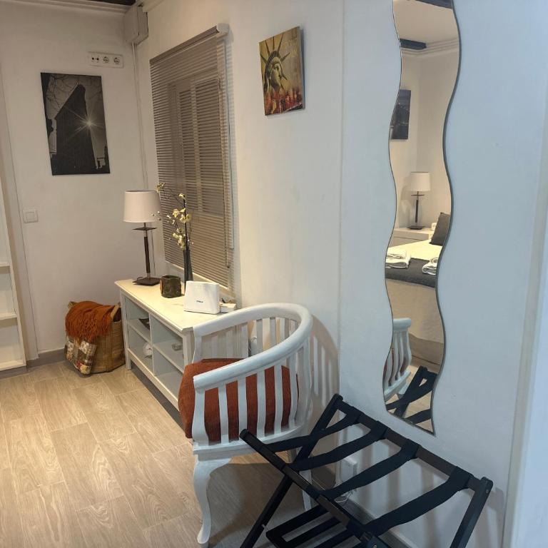 Espectacular Loft con piscina Comunitaria junto al mar Málaga - Apartamento de 1 dormitorio - 3