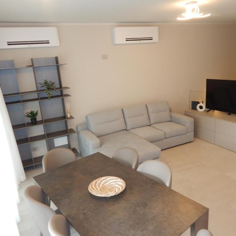 Lago Dorato Roxy Apartament - Appartamento con 3 Camere da Letto e Vista Lago - 39