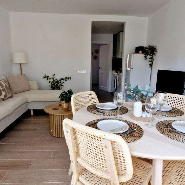 Casa Renzito - Two-Bedroom Apartment - 12