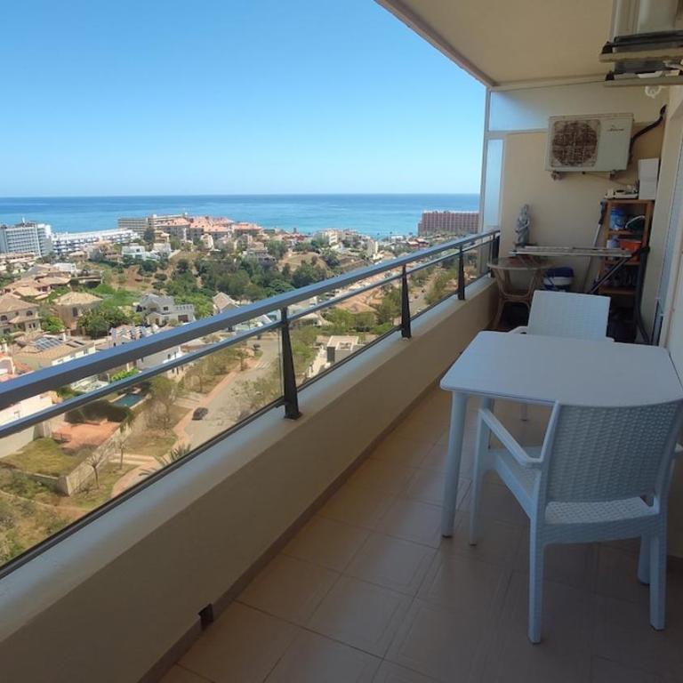 Costa del Sol Benalmádena - Two-Bedroom Apartment - 10