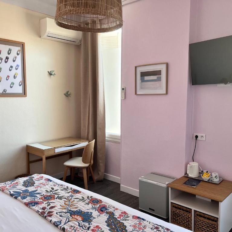 Hôtel Eden - La Baigneuse - Chambre Double Classique avec Vue sur la Cour - 10