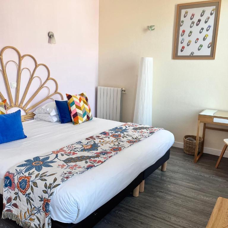 Hôtel Eden - La Baigneuse - Chambre Double Classique avec Vue sur la Cour - 11