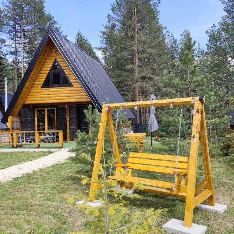 Pine forest-White - Two-Bedroom Chalet - 1