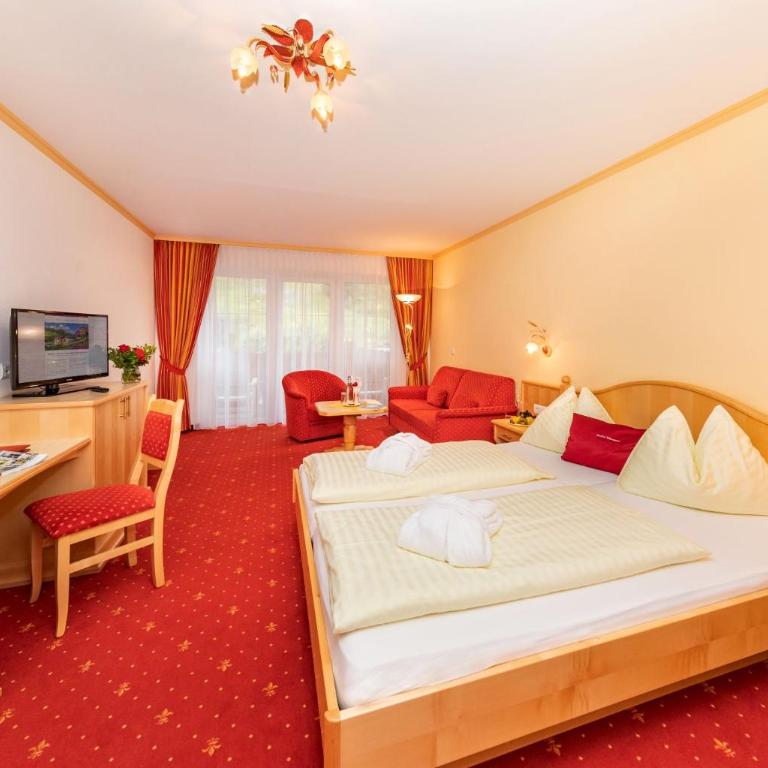 Berg & SPA Hotel Urslauerhof - Junior Suite mit Balkon - 8