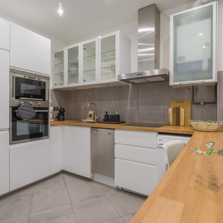 Stunning Stylish - 2BD 1BT - Chamberí - Two-Bedroom Apartment - 19