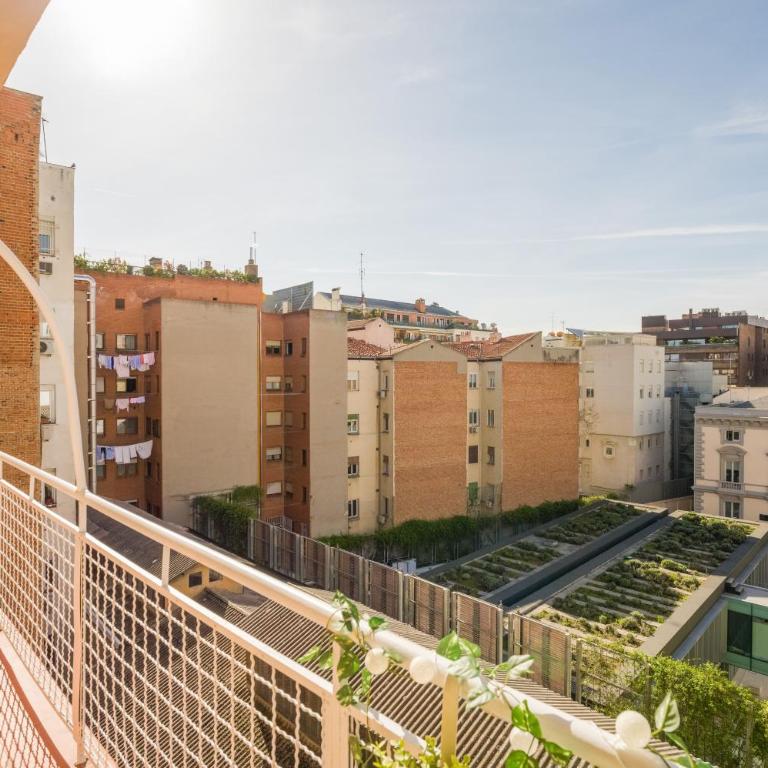 Stunning Stylish - 2BD 1BT - Chamberí - Two-Bedroom Apartment - 24