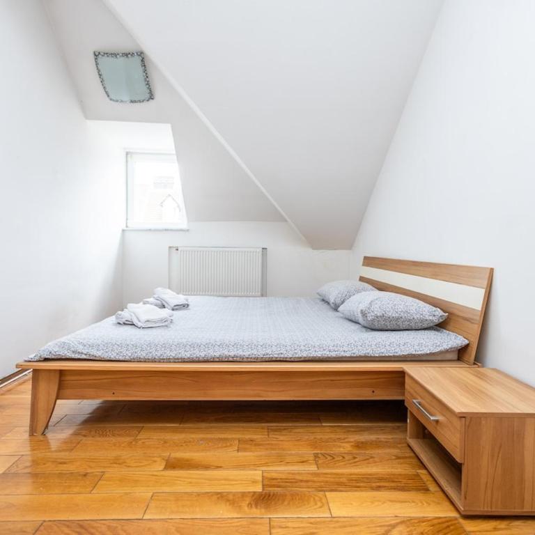 Spacious Apartment in Downtown - Apartman sa 3 Spavaće Sobe - 20