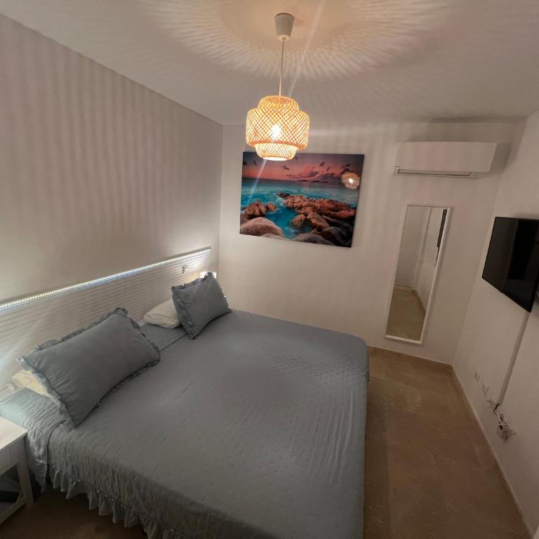 La Casa de Gala - Two-Bedroom Apartment with Terrace - 17