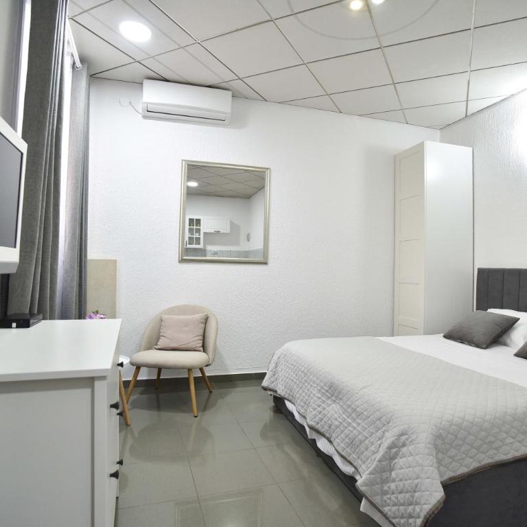 Apartment Stari Grad - Studio - 11