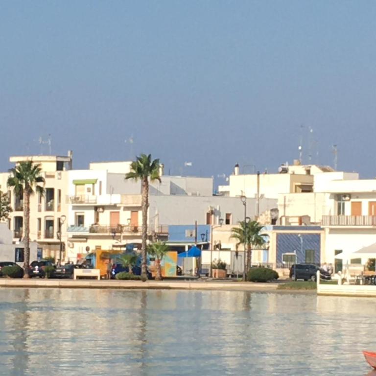 Delia - Appartamento con Vista Mare - 13