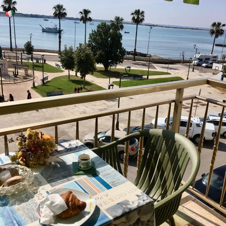 Delia - Appartamento con Vista Mare - 36