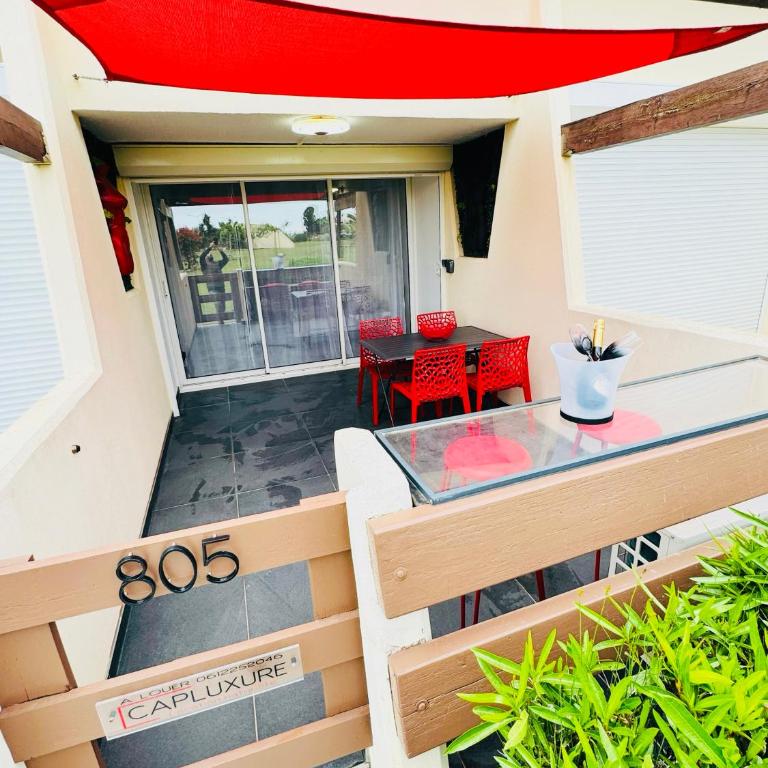 CAPLUXURE - Port nature 8 - village naturiste Cap d Agde - One-Bedroom Apartment - 10