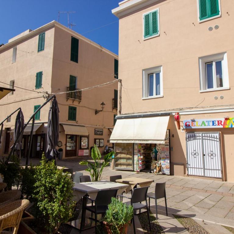 Appartamento in centro Alghero (Casa Gilbert) - Appartamento con 3 Camere da Letto - 55